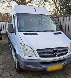 Bus gekocht van gulle donatie