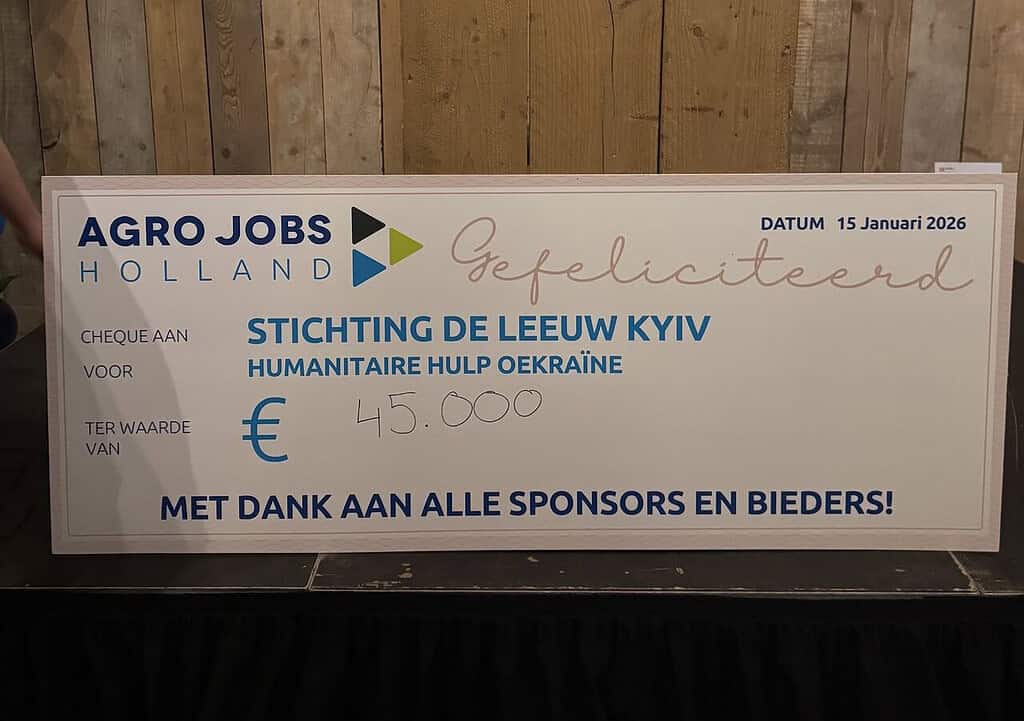 GOUDEN GIFT ALS HULP AAN OEKRAÏNE DOOR STICHTING DE LEEUW KYIV.